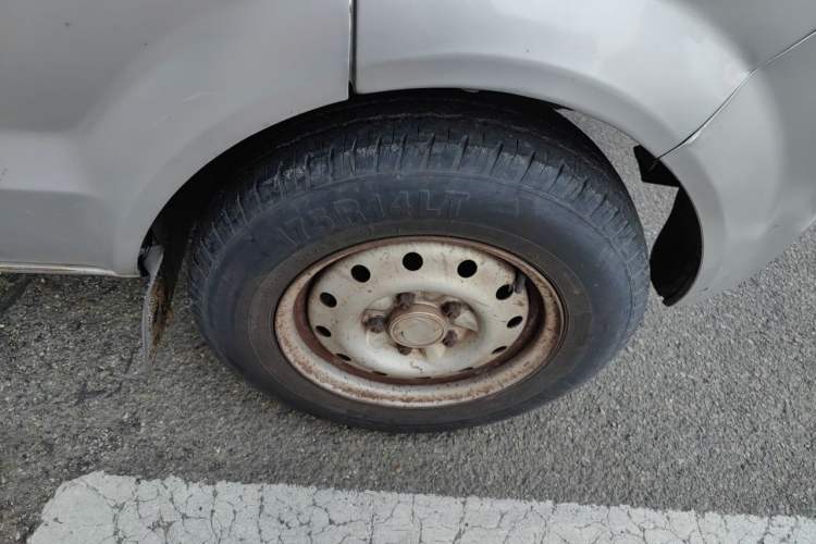 Used Dongfeng Xiaokang C32 2016 1.2L Base Version China V Emission Standard DK12 Right Front Wheel Hub