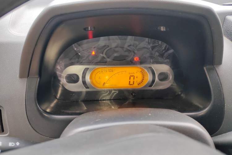 Used Dongfeng Xiaokang C32 2019 1.5L Standard Version China VI DK15 Instrument Cluster