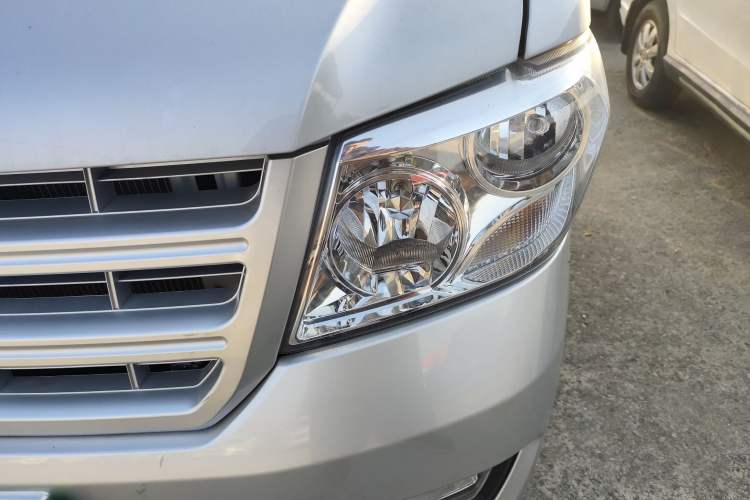Used Dongfeng Xiaokang C32 2019 1.5L Base Version China VI Standard DK15 Left Front Headlight