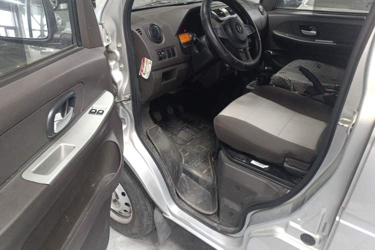 Used Dongfeng Xiaokang C32 2022 1.6L C32S LV0 SFG16 Driver Seat