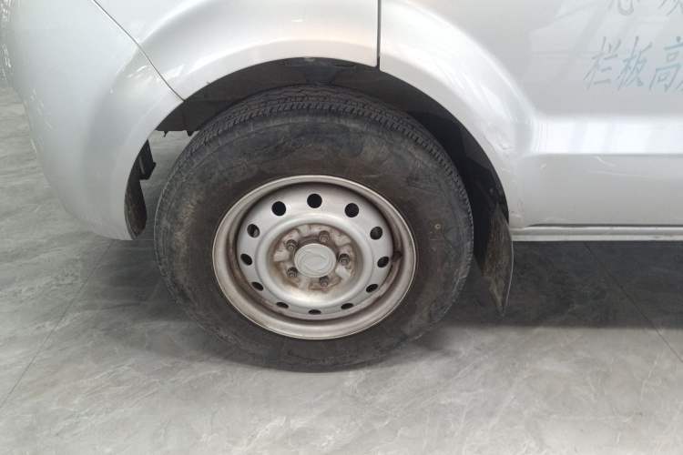 Used Dongfeng Xiaokang C32 2022 1.6L C32S LV0 SFG16 Exterior 4