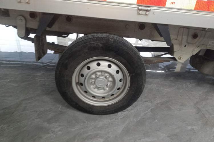 Used Dongfeng Xiaokang C32 2022 1.6L C32S LV0 SFG16 Exterior 5