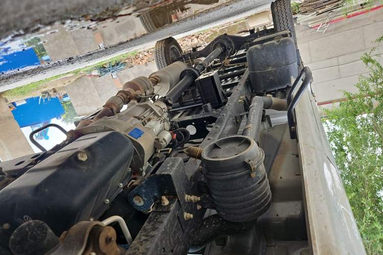 Used Dongfeng Xiaokang C32  Chassis Front Right