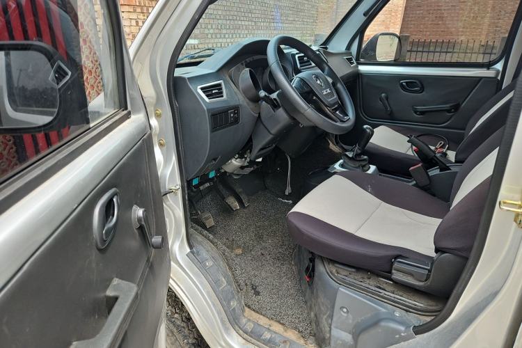 Used Dongfeng Xiaokang C32  Driver Seat