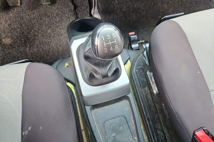 Used Dongfeng Xiaokang C32  Gear Lever