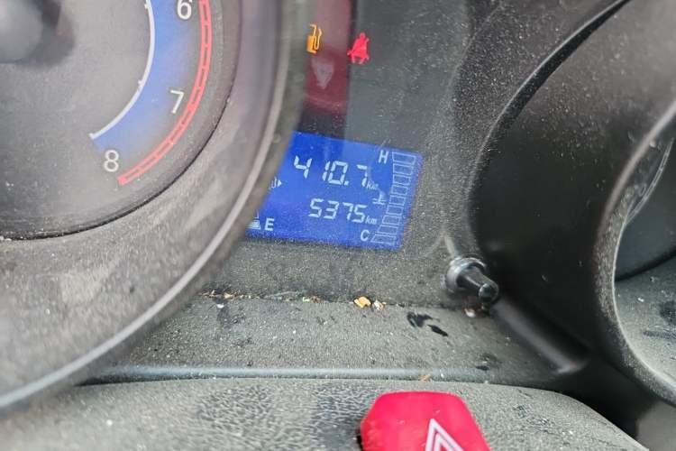 Used Dongfeng Xiaokang C32  Odometer Close Up