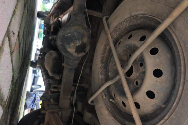 Used Dongfeng Xiaokang C35 2013 1.4L Base Van DK13-06 Chassis Rear