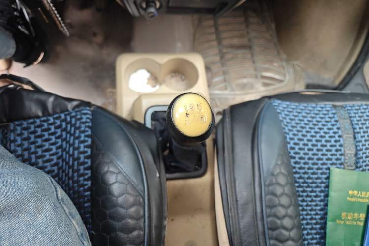 Used Dongfeng Xiaokang C35 2013 1.4L Base Van DK13-06 Gear Lever