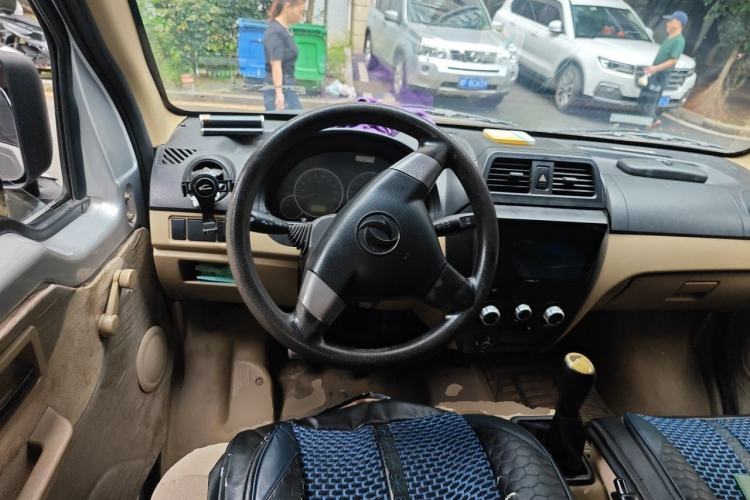 Used Dongfeng Xiaokang C35 2013 1.4L Base Van DK13-06 Steering Wheel