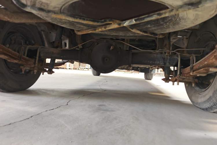 Used Dongfeng Xiaokang C35 2013 1.4L Base Van DK13-06 Chassis Rear