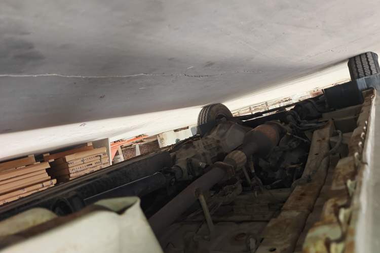 Used Dongfeng Xiaokang C35 2013 1.4L Base Van DK13-06 Chassis Rear Left