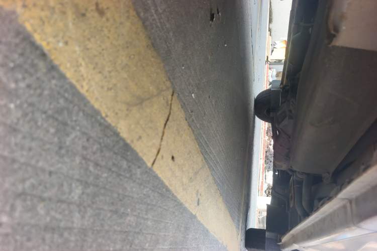 Used Dongfeng Xiaokang C35 2013 1.4L Base Van DK13-06 Chassis Rear Right
