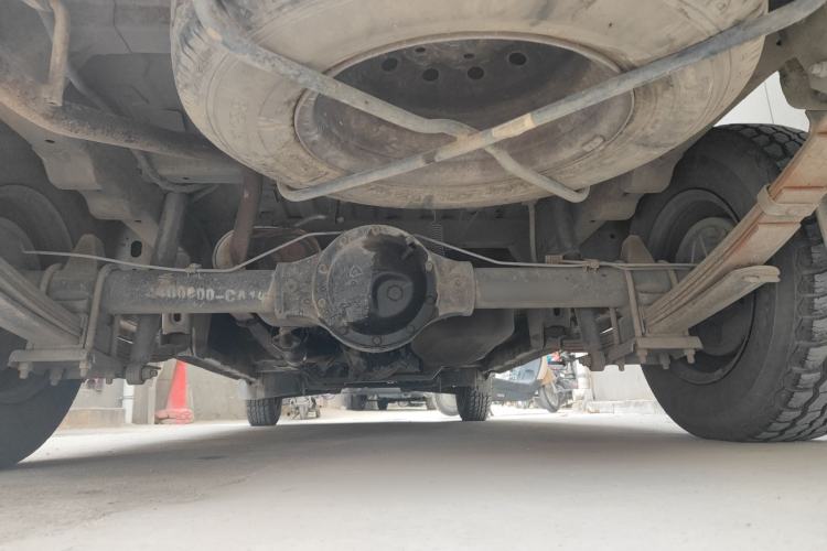 Used Dongfeng Xiaokang C35 2013 1.4L Base Van DK13-06 Chassis Rear
