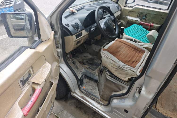 Used Dongfeng Xiaokang C35 2013 1.4L Base Van DK13-06 Driver Seat