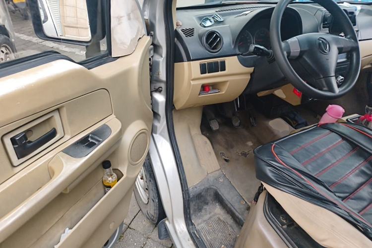 Used Dongfeng Xiaokang C35  Driver Seat