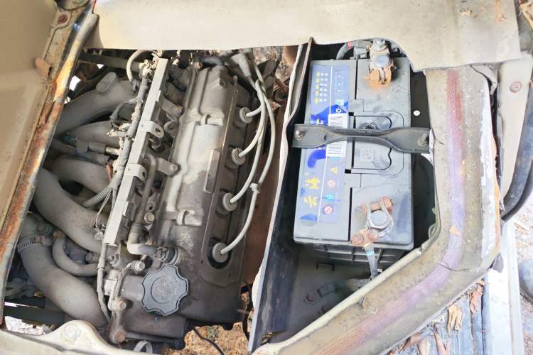 Used Dongfeng Xiaokang C35 2013 1.4L Base Van DK13-06 Engine Bay Left