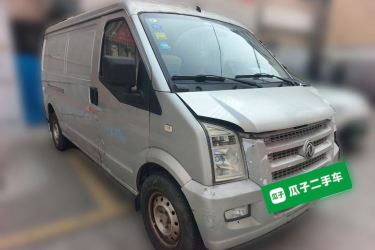 Used Dongfeng Xiaokang C35 2013 1.4L Base Van DK13-06 Front Right 45 Deg