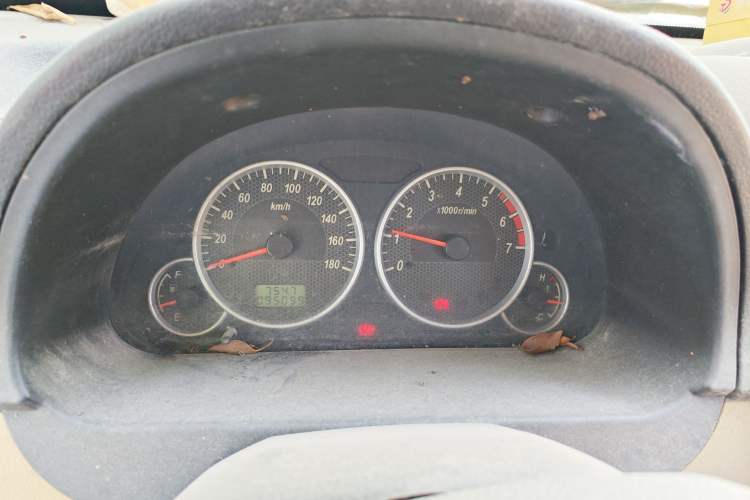 Used Dongfeng Xiaokang C35 2013 1.4L Base Van DK13-06 Instrument Cluster