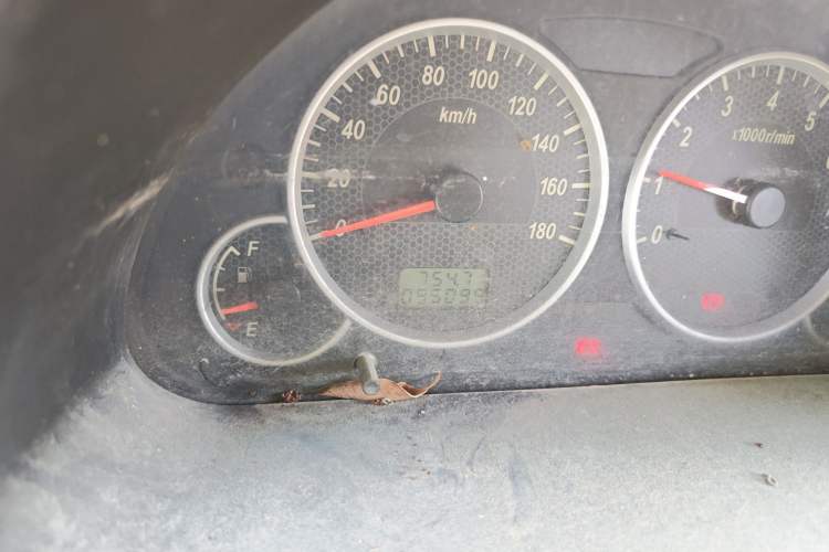 Used Dongfeng Xiaokang C35 2013 1.4L Base Van DK13-06 Odometer Close Up