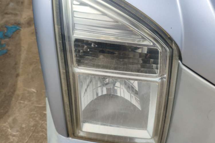 Used Dongfeng Xiaokang C35 2013 1.4L Base Van DK13-06 Right Front Headlight