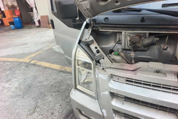 Used Dongfeng Xiaokang C35 2013 1.4L Base Van DK13-06 Right Front Headlight