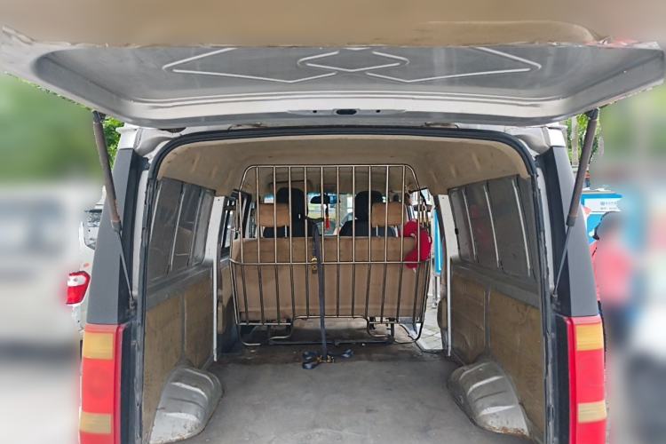 Used Dongfeng Xiaokang C35  Trunk