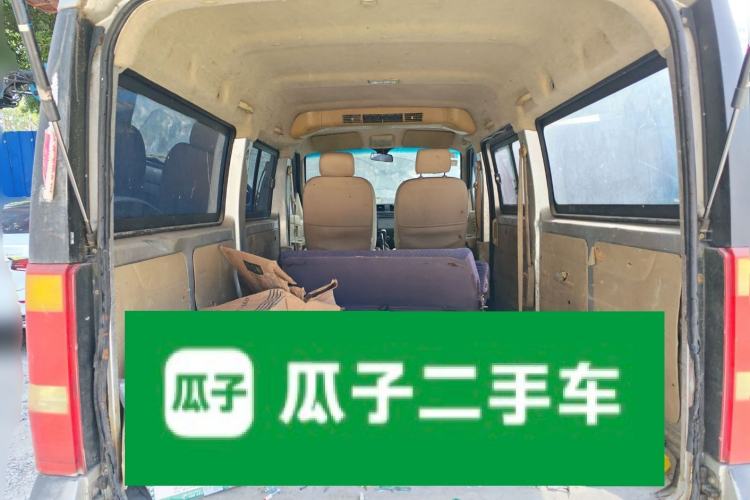 Used Dongfeng Xiaokang C35 2013 1.4L Base Van DK13-06 Trunk