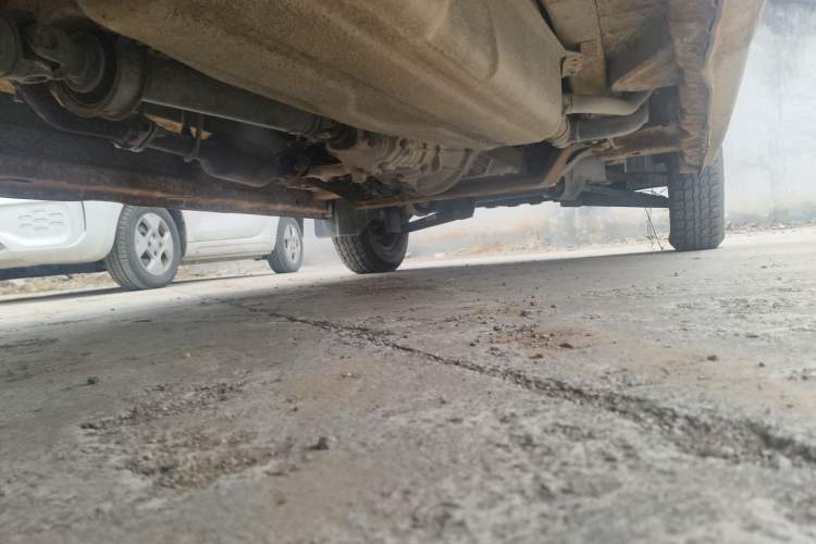 Used Dongfeng Xiaokang C35 2013 1.4L Base Van DK13-06 Chassis Rear Right