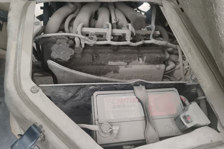 Used Dongfeng Xiaokang C35 2013 1.4L Base Van DK13-06 Engine Bay