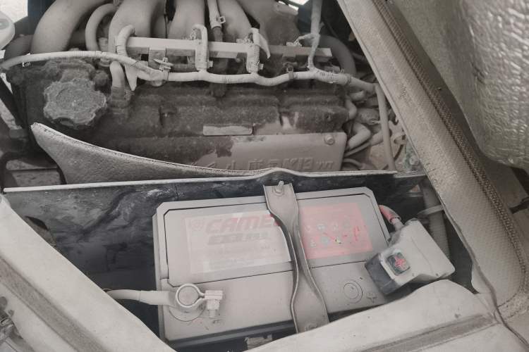 Used Dongfeng Xiaokang C35 2013 1.4L Base Van DK13-06 Engine Bay Left