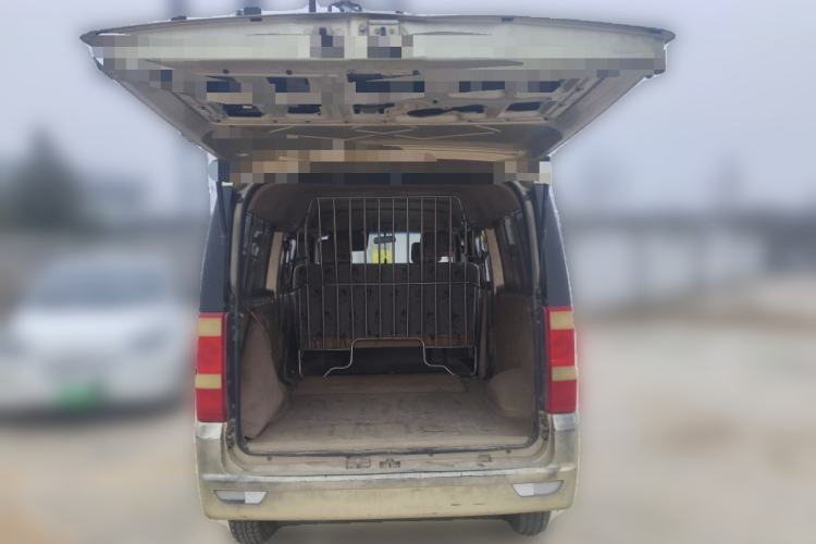 Used Dongfeng Xiaokang C35 2013 1.4L Base Van DK13-06 Trunk