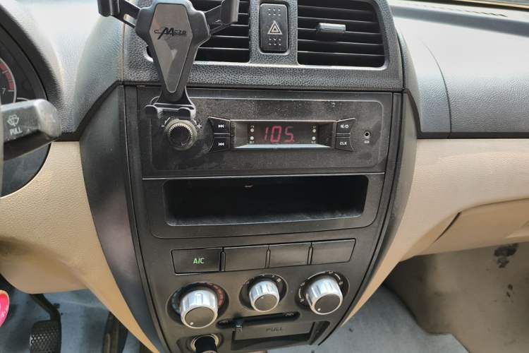 Used Dongfeng Xiaokang C35  Audio And AC Panel