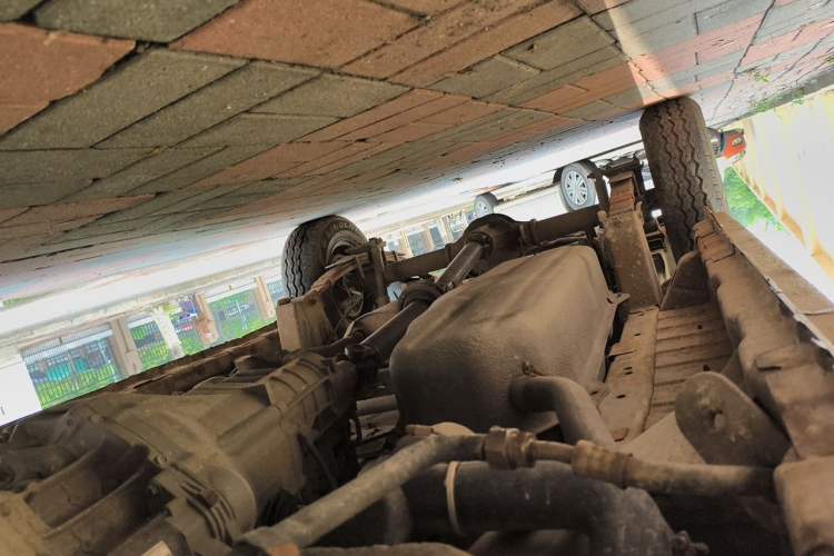 Used Dongfeng Xiaokang C35  Chassis Front Right