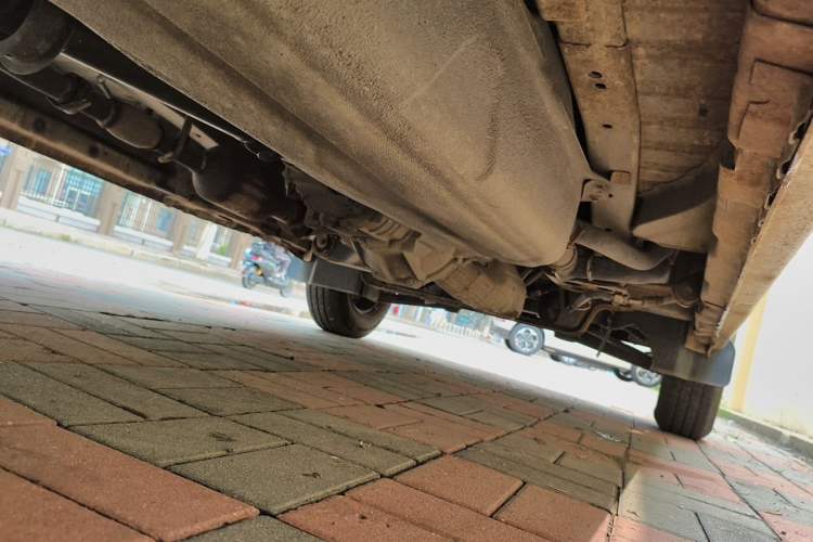Used Dongfeng Xiaokang C35  Chassis Rear Right