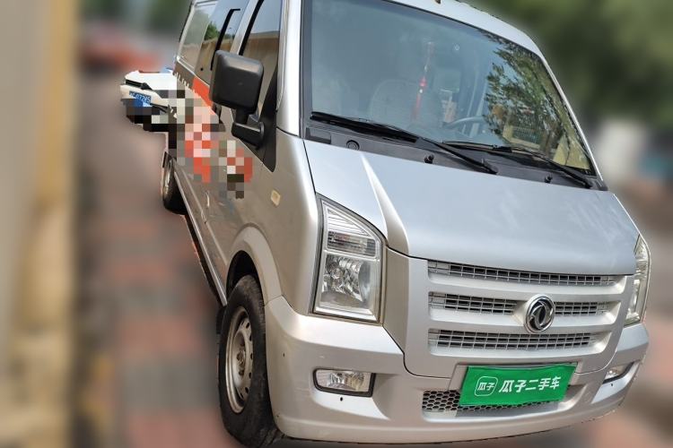 Used Dongfeng Xiaokang C35  Front Right 45 Deg