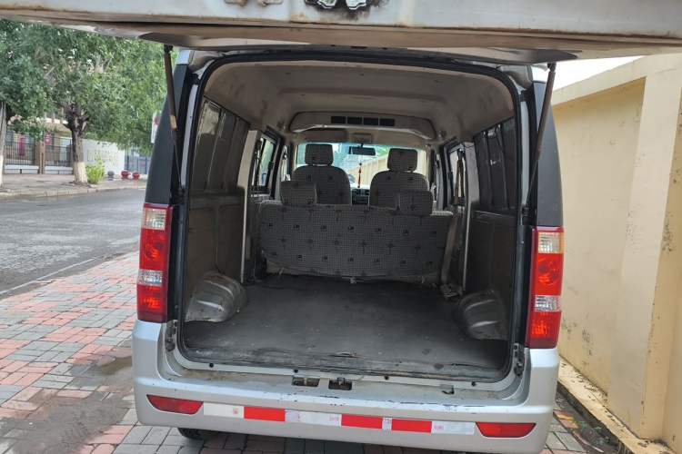 Used Dongfeng Xiaokang C35  Trunk