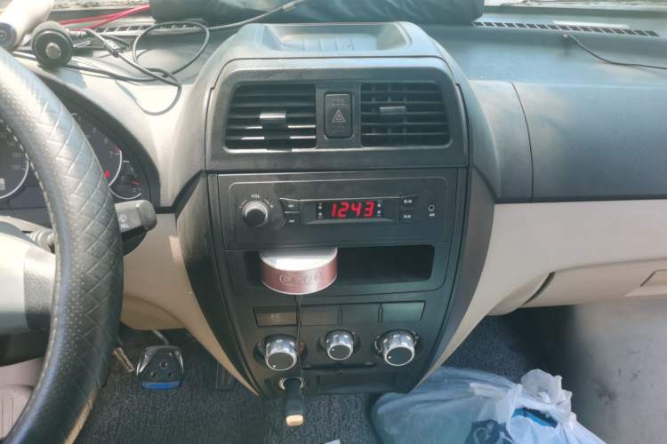 Used Dongfeng Xiaokang C35  Audio And AC Panel
