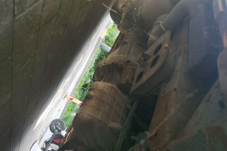 Used Dongfeng Xiaokang C35  Chassis Front Right