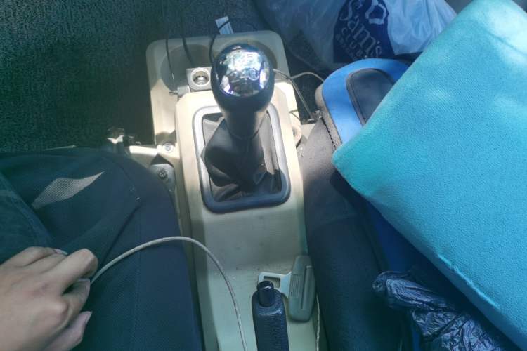 Used Dongfeng Xiaokang C35  Gear Lever