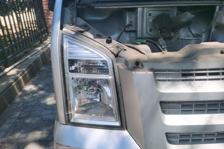 Used Dongfeng Xiaokang C35  Right Front Headlight