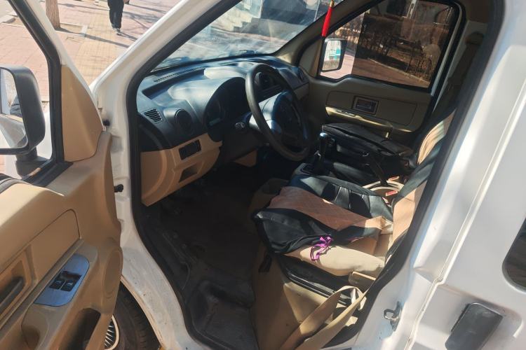 Used Dongfeng Xiaokang C35 2018 1.5L Base Model II Sedan China V Emission Standard DK15 Driver Seat