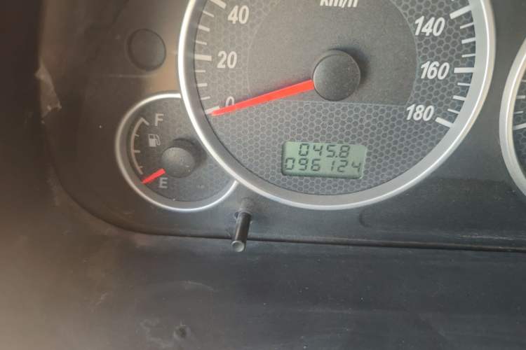 Used Dongfeng Xiaokang C35 2018 1.5L Base Model II Sedan China V Emission Standard DK15 Odometer Close Up