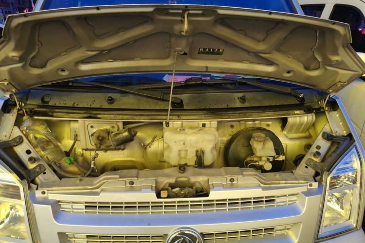 Used Dongfeng Xiaokang C35 2018 1.5L Base Model II Sedan China V Emission Standard DK15 Engine Bay