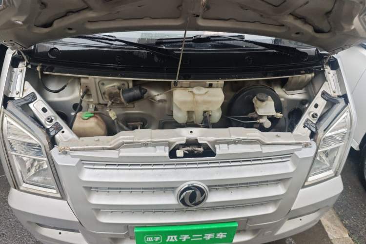 Used Dongfeng Xiaokang C35 2018 1.5L Base Model II Sedan China V Emission Standard DK15 Engine Bay
