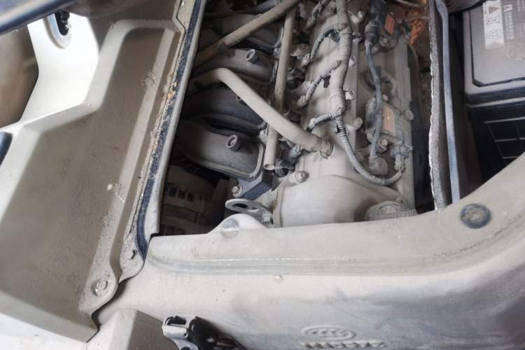 Used Dongfeng Xiaokang C35 2018 1.5L Base Model II Sedan China V Emission Standard DK15 Engine Bay Right