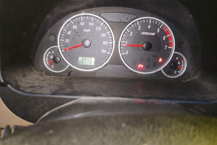 Used Dongfeng Xiaokang C35 2018 1.5L Base Model II Sedan China V Emission Standard DK15 Odometer Close Up