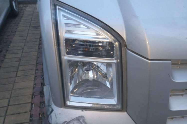 Used Dongfeng Xiaokang C35 2018 1.5L Base Model II Sedan China V Emission Standard DK15 Right Front Headlight