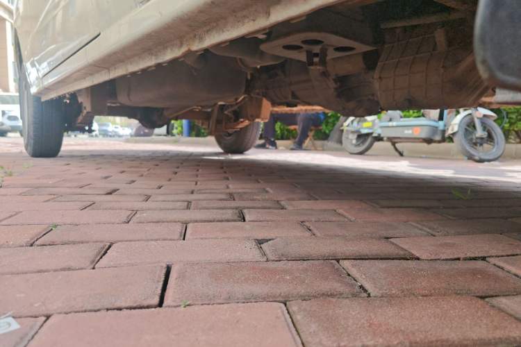 Used Dongfeng Xiaokang C35 2018 1.5L Base Model II Sedan China V Emission Standard DK15 Chassis Front Right