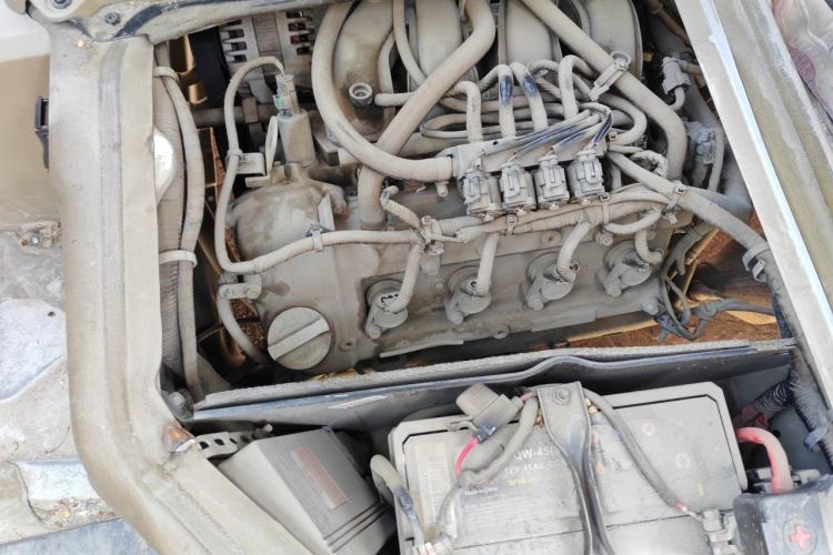 Used Dongfeng Xiaokang C35 2019 1.5L Base Version II Sedan China VI Emission Standard DK15 Engine Bay