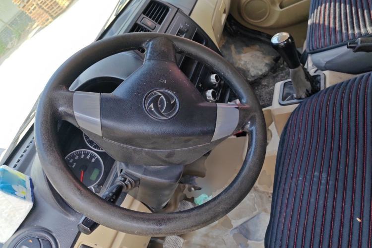 Used Dongfeng Xiaokang C35 2019 1.5L Base Version II Sedan China VI Emission Standard DK15 Steering Wheel